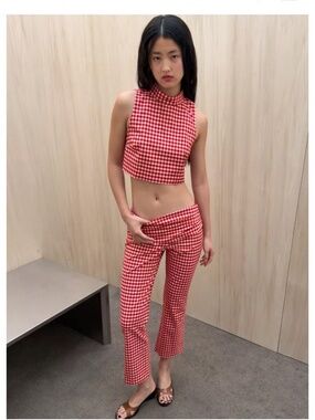 Zara Gingham Capri Pants